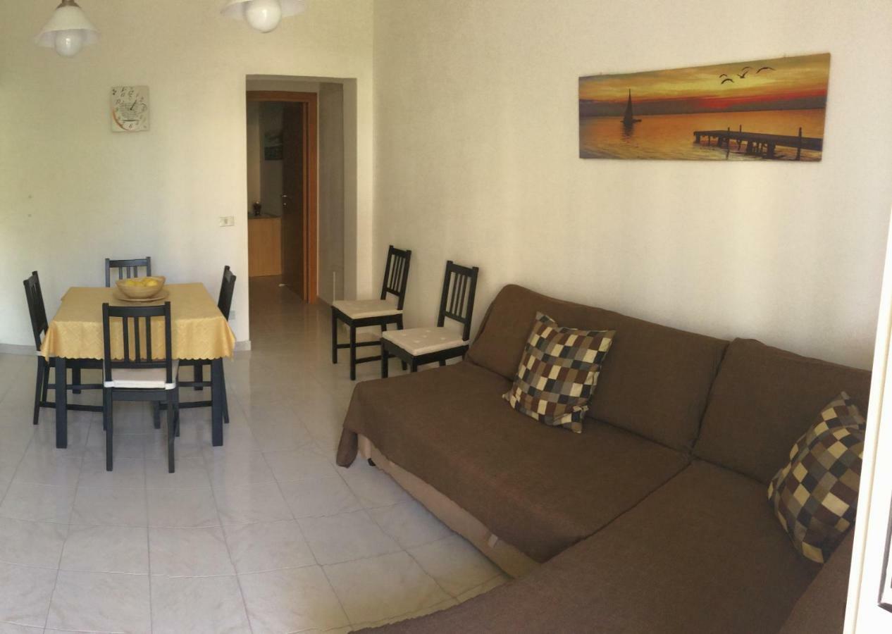Casa Vacanze Il Gelsomino Patti Exterior photo